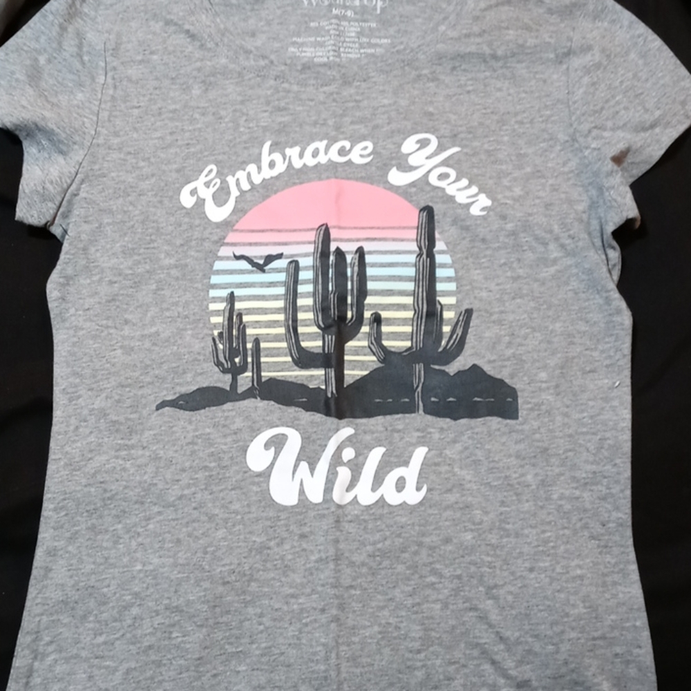 Short sleeved t-shirt